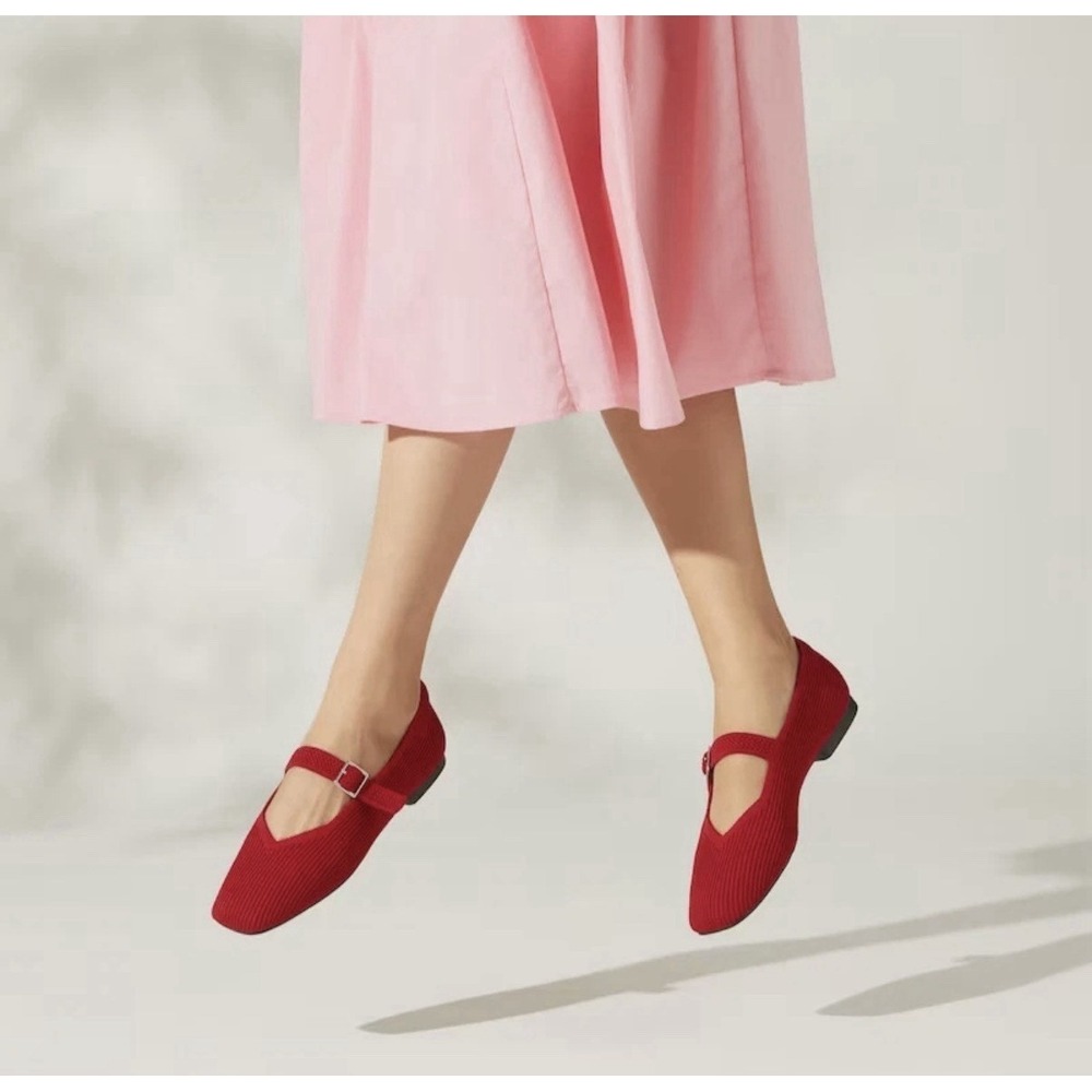 VIVAIA WOMEN'S MARGOT MARY-JANE SQUARE-TOE SHOE RUBY RED SIZE 39/8 NEW NIB